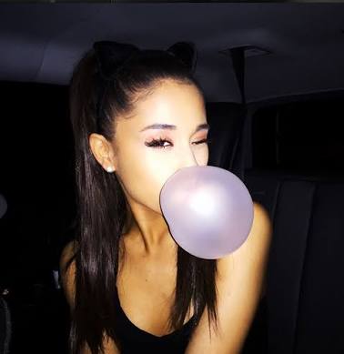 Ariana Grandeを貼るトピ♡