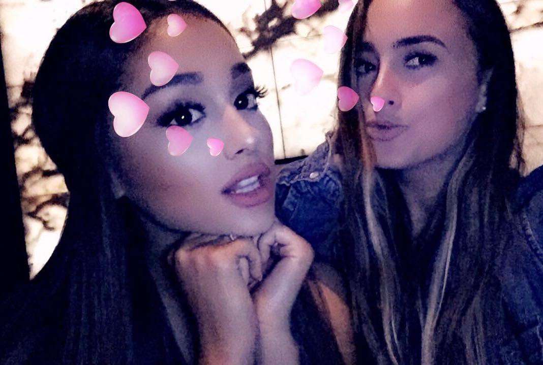 Ariana Grandeを貼るトピ♡