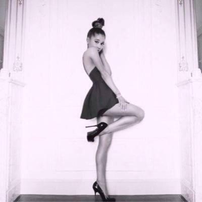 Ariana Grandeを貼るトピ♡