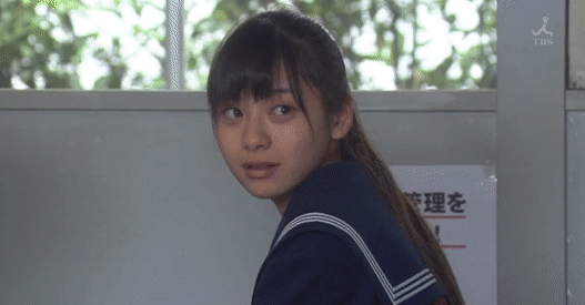   クラスの美人に対する男子、女子の反応