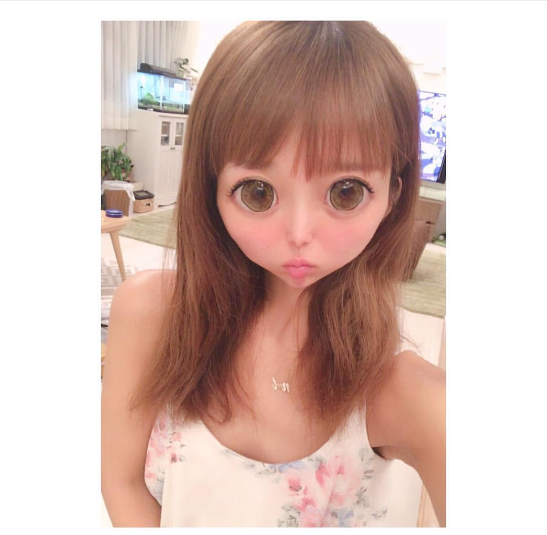 辻希美、ブログに家族の写真を載せて大炎上「子どもとはいえ可哀想」の声も