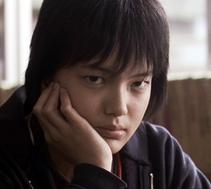 多部未華子「顔が違う」騒動の余波!? 櫻井翔の「首」にガッカリの声続出