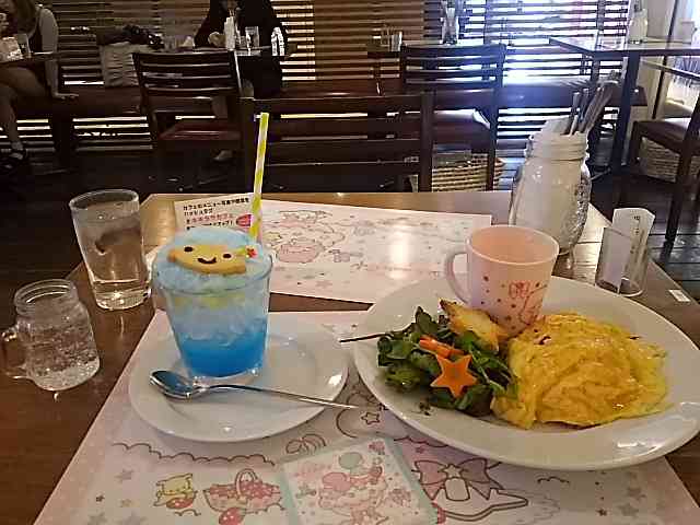 色んなコラボカフェのメニューが見たい。