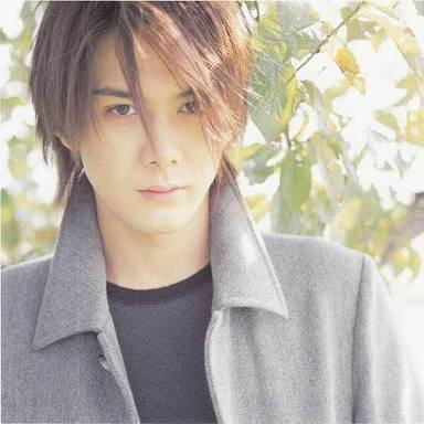 喋ったり、笑ったりするとビジュアルにギャップが大きい美形芸能人
