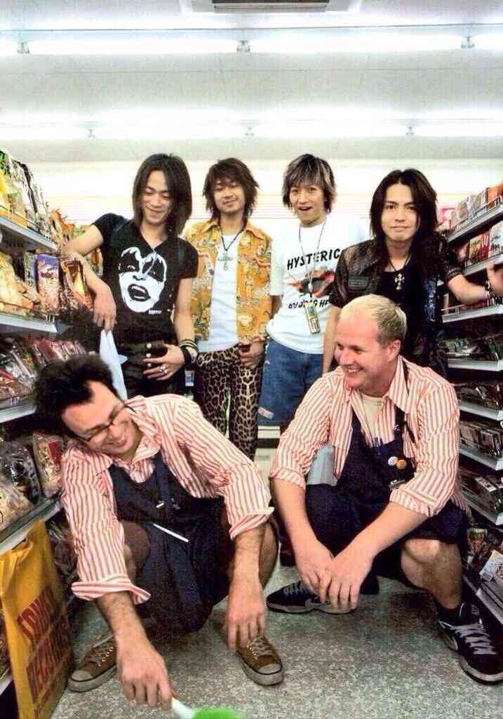 カラオケで歌ったことがある男性歌手の曲