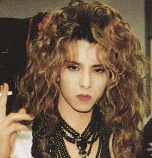 カラオケで歌ったことがある男性歌手の曲