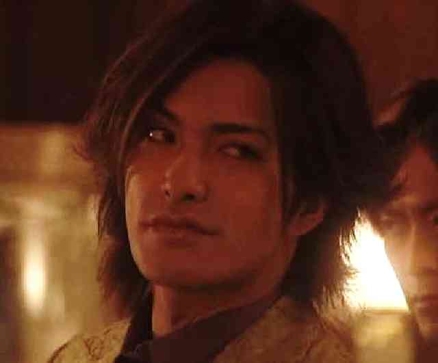 カラオケで歌ったことがある男性歌手の曲