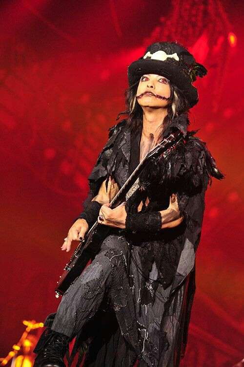 カラオケで歌ったことがある男性歌手の曲