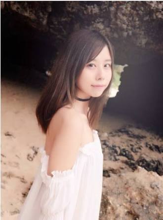 有村架純の姉・藍里がウエディングドレス姿を初公開「魔法にかけてもらった気分」