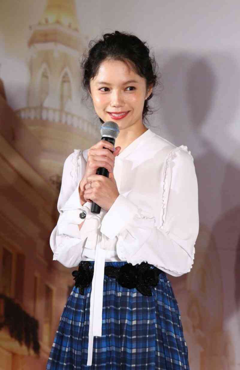 ナチュラルメイクの方が似合う女性有名人