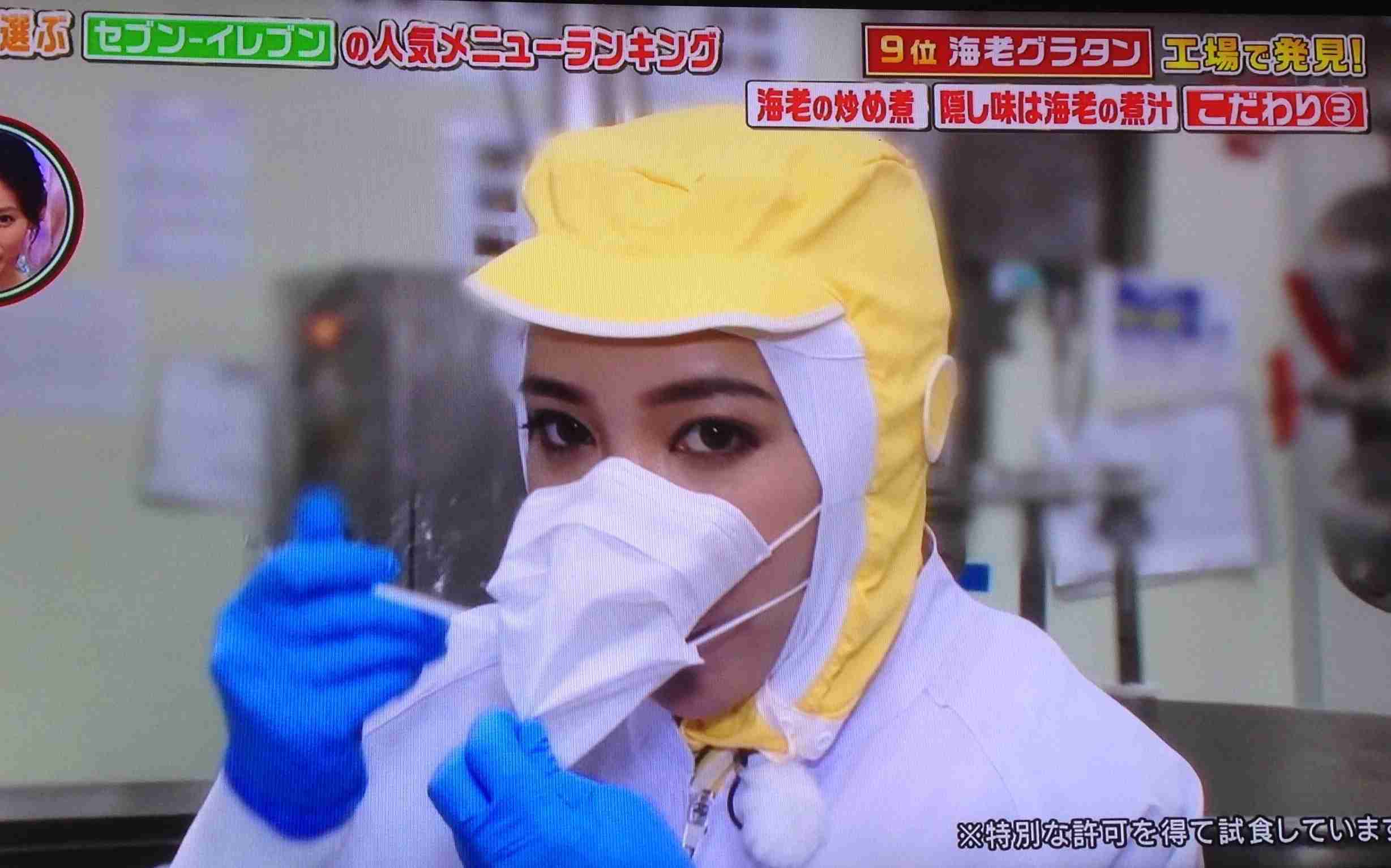 出雲大社で星条旗、ひめゆりの塔で「気持ちよくない」……“常識外れ”ざわちんの危険度