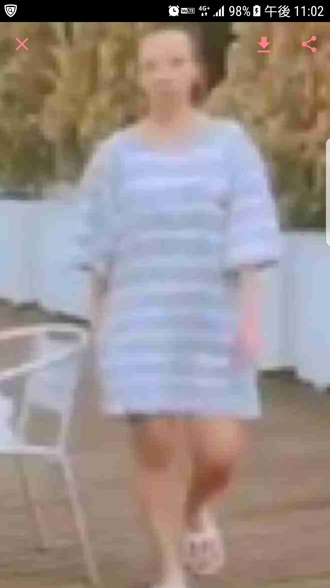 出雲大社で星条旗、ひめゆりの塔で「気持ちよくない」……“常識外れ”ざわちんの危険度