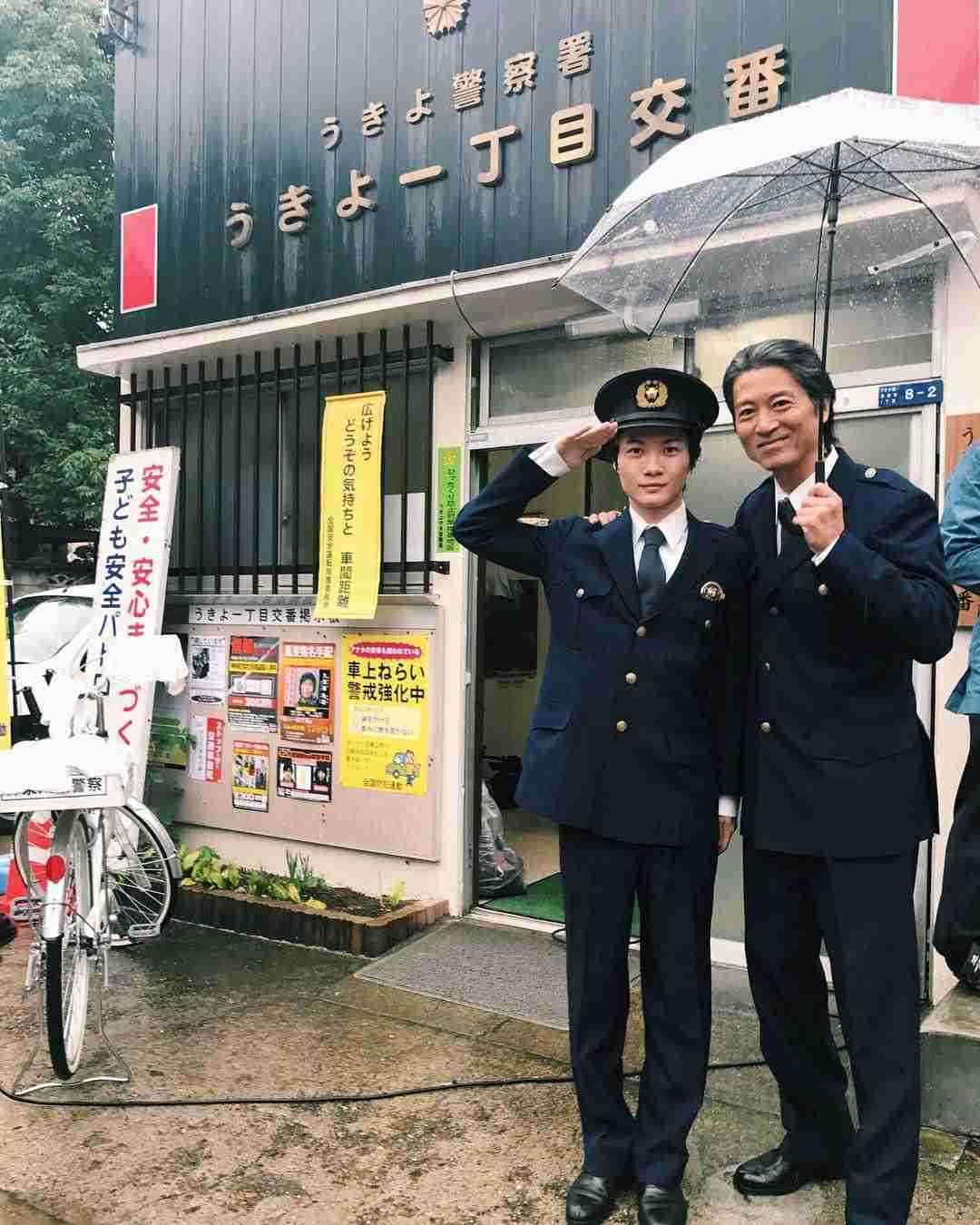 神木隆之介の巡査姿に反響「交番にいたら毎日通う」「似合ってて最高」＜刑事ゆがみ＞