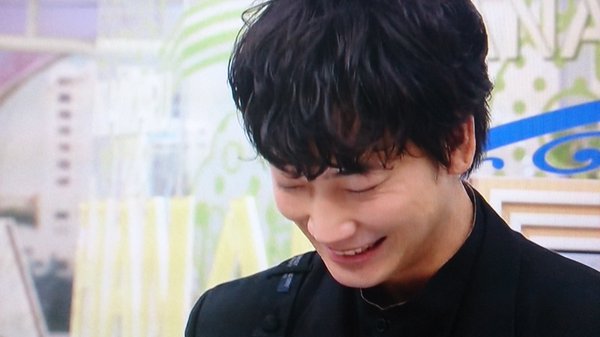 綾野剛“ラーメン”に思わず涙 佐藤健との食事制限では「愛情が芽生えた」