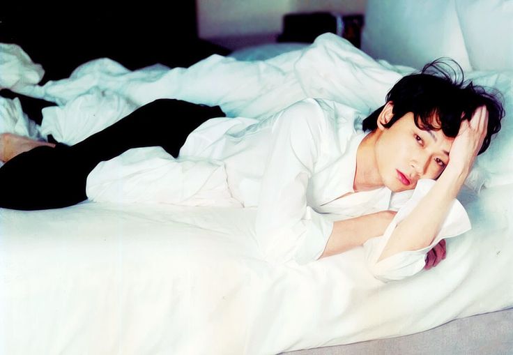 綾野剛“ラーメン”に思わず涙 佐藤健との食事制限では「愛情が芽生えた」