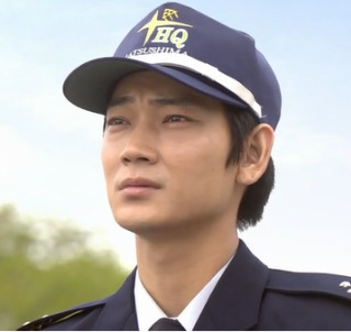 綾野剛“ラーメン”に思わず涙 佐藤健との食事制限では「愛情が芽生えた」