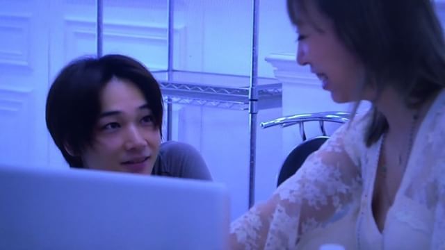 綾野剛“ラーメン”に思わず涙 佐藤健との食事制限では「愛情が芽生えた」