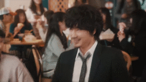 綾野剛“ラーメン”に思わず涙 佐藤健との食事制限では「愛情が芽生えた」