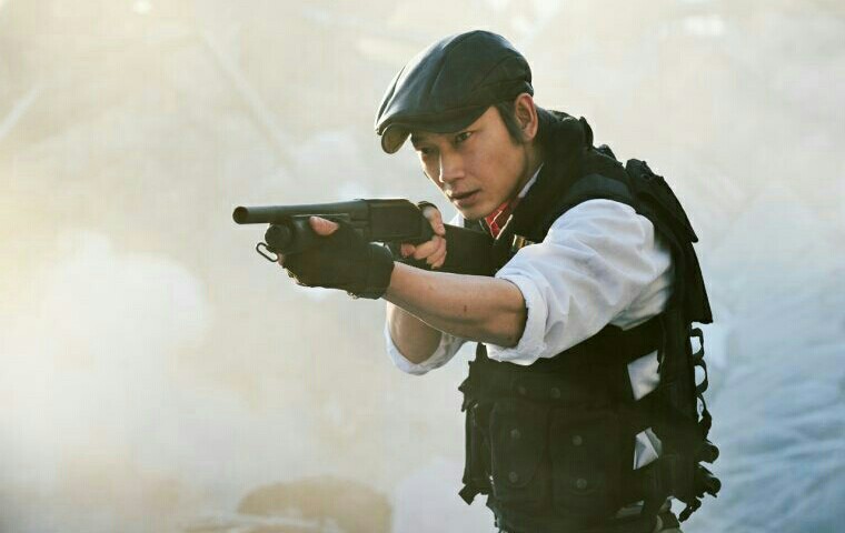 綾野剛“ラーメン”に思わず涙 佐藤健との食事制限では「愛情が芽生えた」