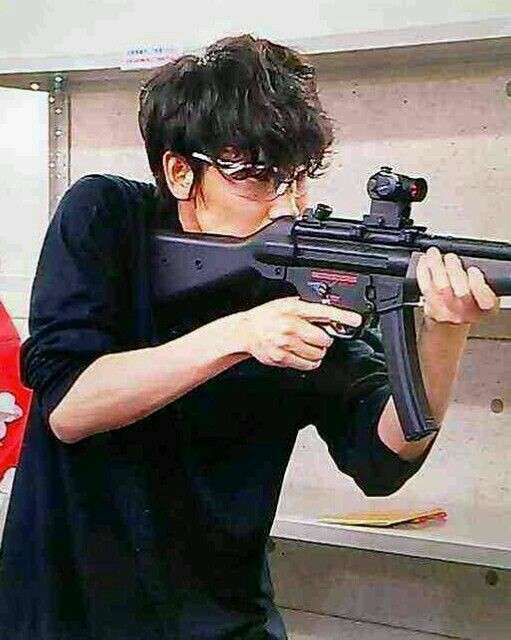 綾野剛“ラーメン”に思わず涙 佐藤健との食事制限では「愛情が芽生えた」