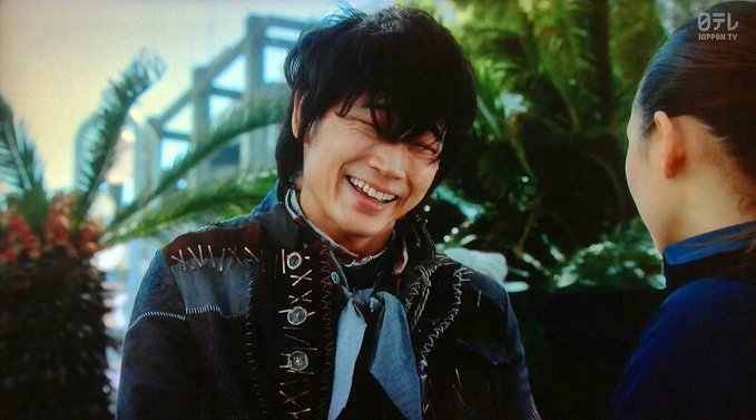 綾野剛“ラーメン”に思わず涙 佐藤健との食事制限では「愛情が芽生えた」