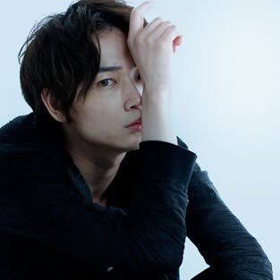 綾野剛“ラーメン”に思わず涙 佐藤健との食事制限では「愛情が芽生えた」