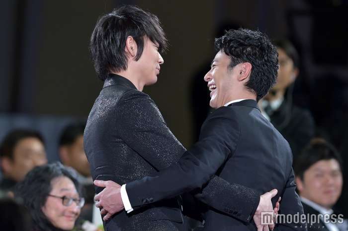 綾野剛“ラーメン”に思わず涙 佐藤健との食事制限では「愛情が芽生えた」