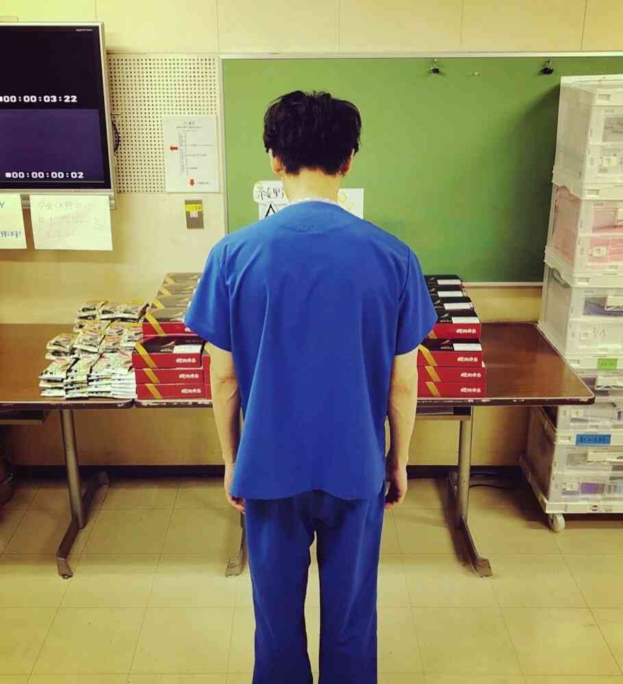 綾野剛“ラーメン”に思わず涙 佐藤健との食事制限では「愛情が芽生えた」