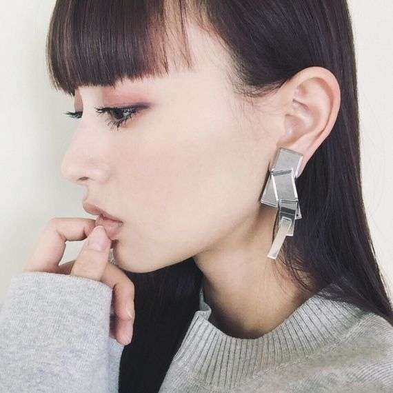 【画像】美しい横顔が集まるトピ