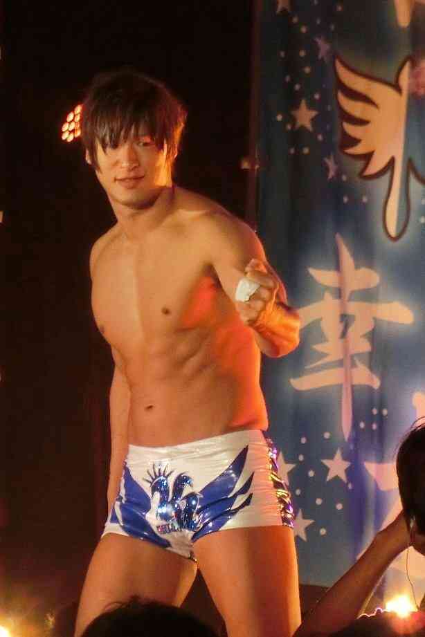 イケメンプロレスラーの画像貼っていくトピpart2