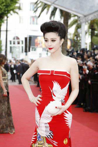 藤原紀香「スマホ水没事件」告白で急浮上する