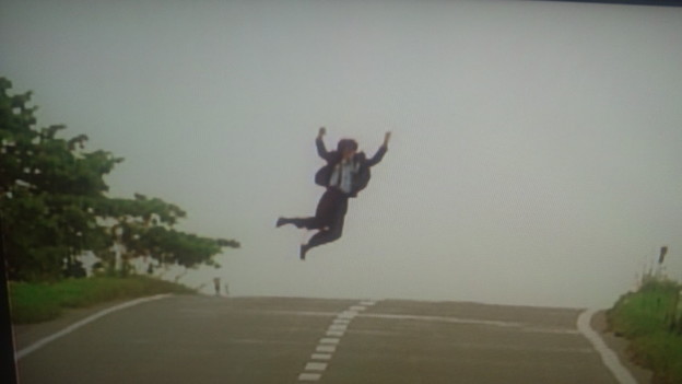 アーティストのPVの画像で曲名を当ててみてはくれまいか