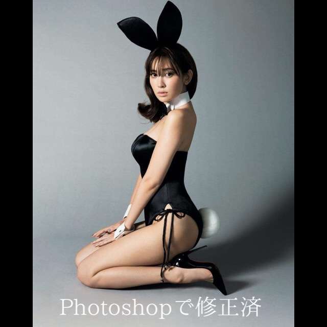 小嶋陽菜、セクシーバニーガールのコスプレを披露！「ヤバすぎる！」とファン興奮