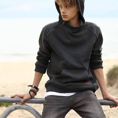 恋愛対象になる有名人にプラスを押すトピPart2