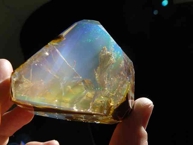 綺麗な「鉱石・宝石」の画像を貼るトピ♪