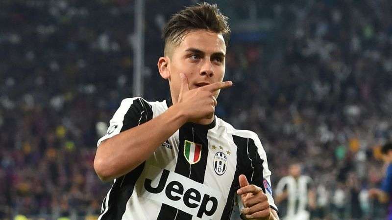 好きなサッカー選手の画像を貼るトピ