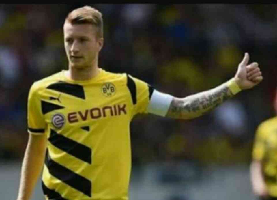 好きなサッカー選手の画像を貼るトピ