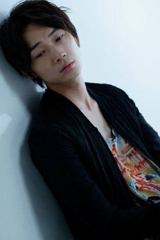 “綾野剛が演じた中で好きな役”ランキングを発表＜1位～20位＞