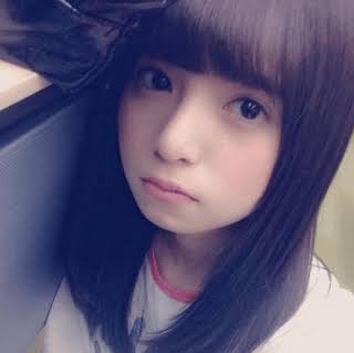 益若つばさ、黒髪でぷっつん前髪にイメチェン? 整形疑惑が出るほどの変貌が話題に