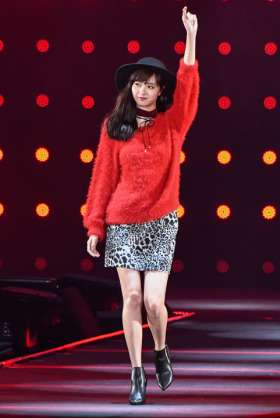 藤田ニコルが”キャラ変”を狙ってる？ 大人っぽくなった姿に賛否両論