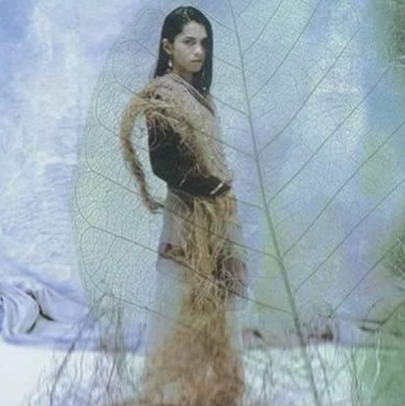 “クロロ”HYDE、神戸に光臨！ファン興奮のVAMPSアリーナ公演初日