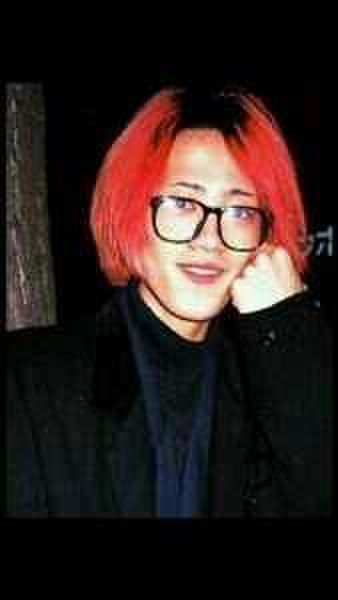 “クロロ”HYDE、神戸に光臨！ファン興奮のVAMPSアリーナ公演初日