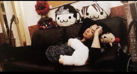 “クロロ”HYDE、神戸に光臨！ファン興奮のVAMPSアリーナ公演初日