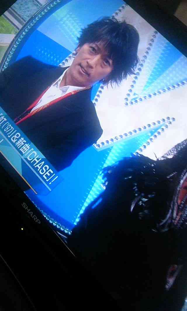 “クロロ”HYDE、神戸に光臨！ファン興奮のVAMPSアリーナ公演初日