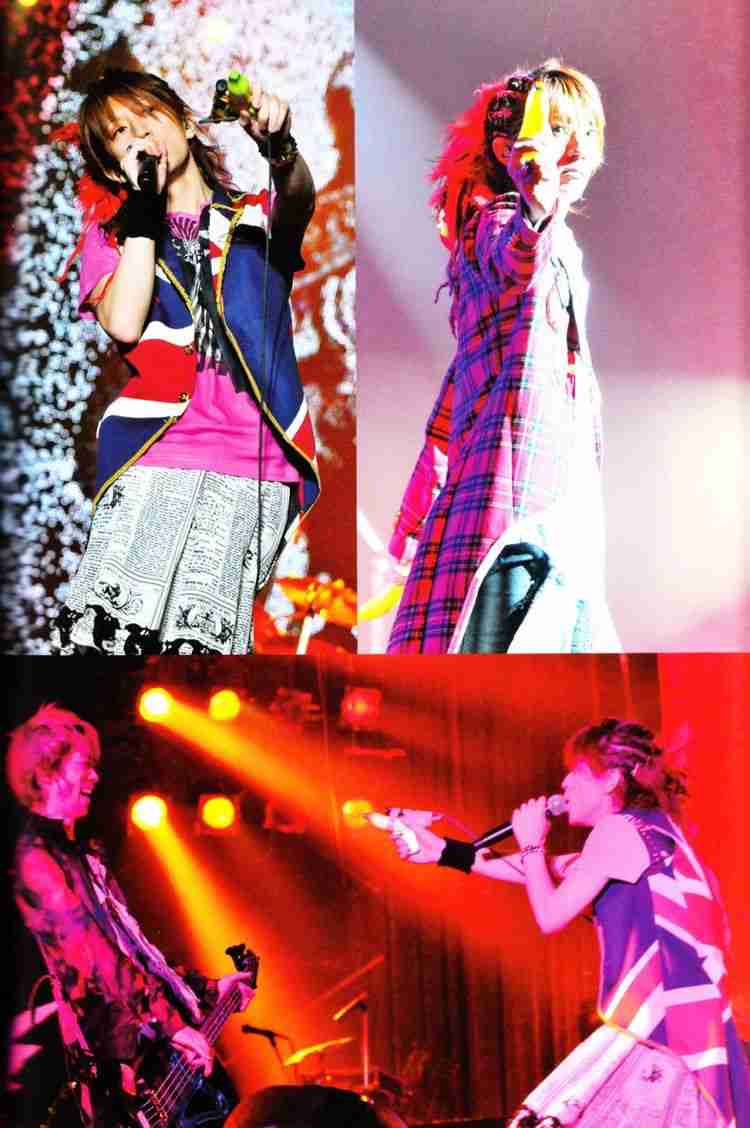 “クロロ”HYDE、神戸に光臨！ファン興奮のVAMPSアリーナ公演初日