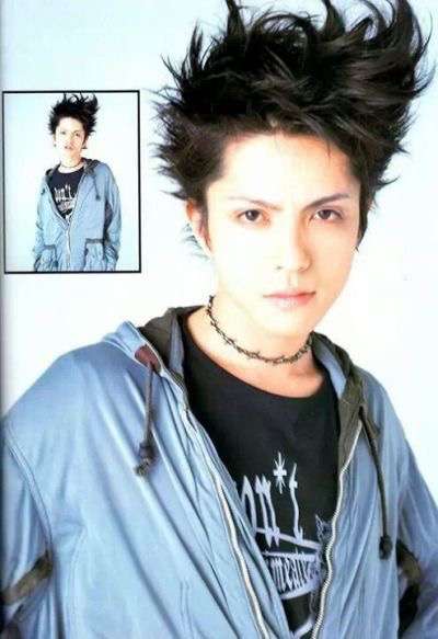 “クロロ”HYDE、神戸に光臨！ファン興奮のVAMPSアリーナ公演初日