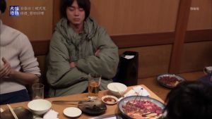 飲み会で堂々と寝る人について議論に…容認派「体質は仕方ない」vs否定派「寝るなら帰って」