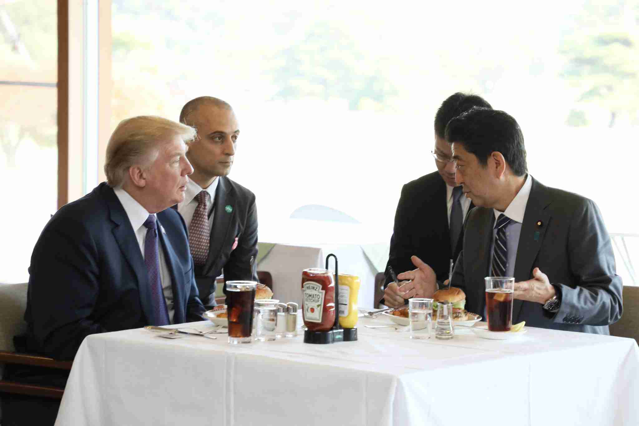 【トランプ氏来日】横田基地で演説「日本は貴重なパートナー」「いかなる独裁者も米国の決意を過小評価するな」