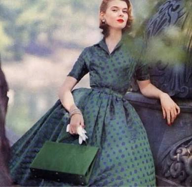 レトロなファッションが好き