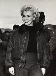 レトロなファッションが好き